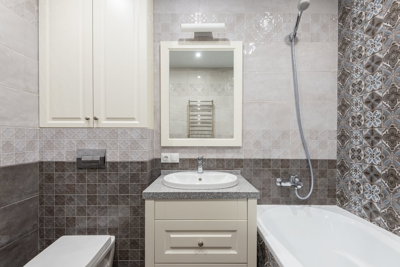 Su Geçirmez Banyo Dolapları Uzun Ömürlü Kullanım İçin İpuçları